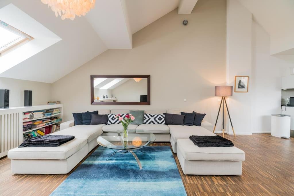 Ruhige Dachwohnung Mit Terrasse Berlin Mitte - Spacious Modern Rooftop Loft In Berlin Mitte 外观 照片